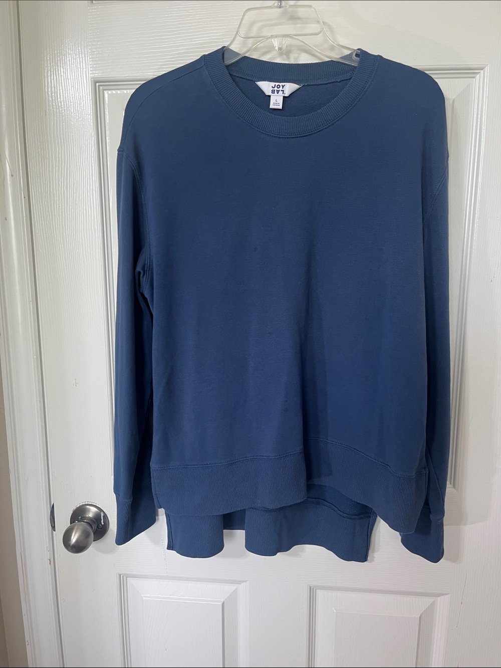 JoyLab Women's Slate Blue Layered-Hem Crewneck Sweatshirt